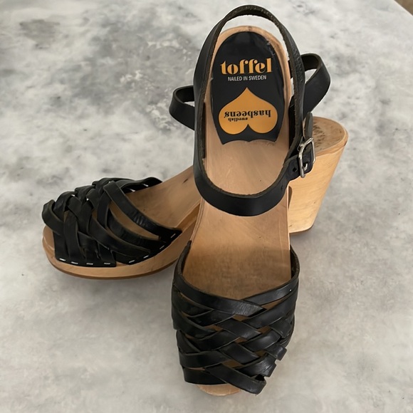 Swedish Hasbeens Black Braided Sky High Peep toe Wooden Stapled Clogs/Sandals - Picture 6 of 16